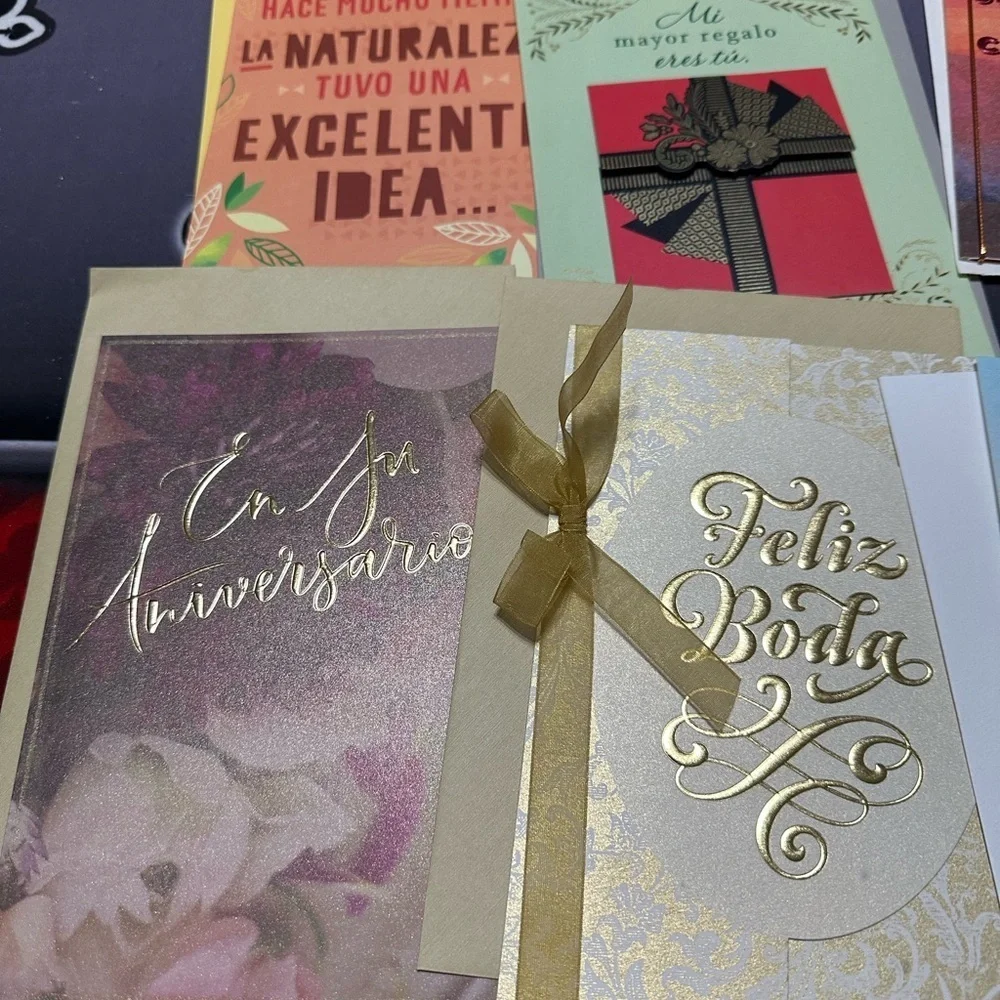 10 Spanish Elegant Gold and Cream Anniversary and Wedding Cards